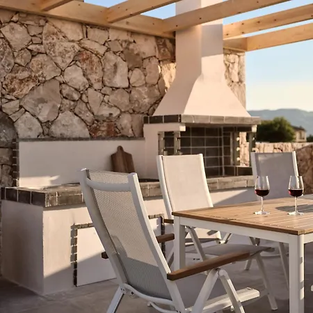 Onore Villa, Featuring Heated Pool, By Thinkvilla * Gaitani